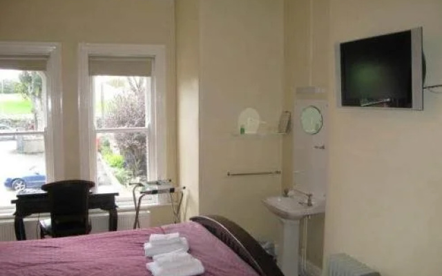 Dun Aoibhinn House B&B