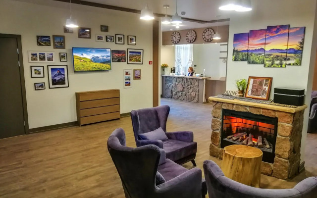 Chalet Country Club