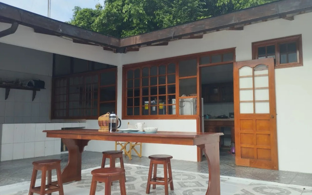 Leticias Guest House
