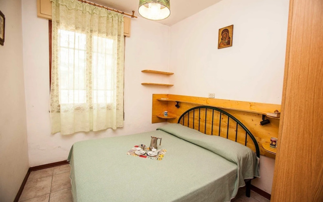 Quiet Little Villa by the Seaside in Rosolina Mare