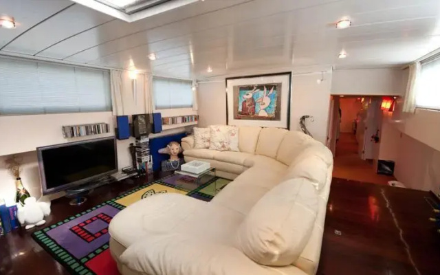 Houseboat NEMO