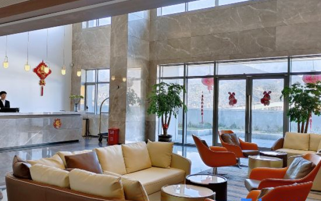 Four Seasons Jingxi Resort Ma Station