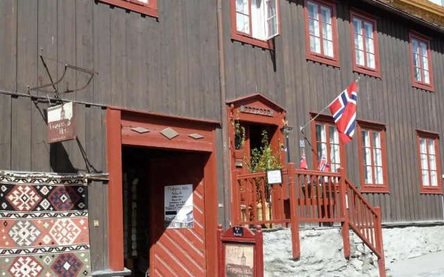 Frøyas Hus