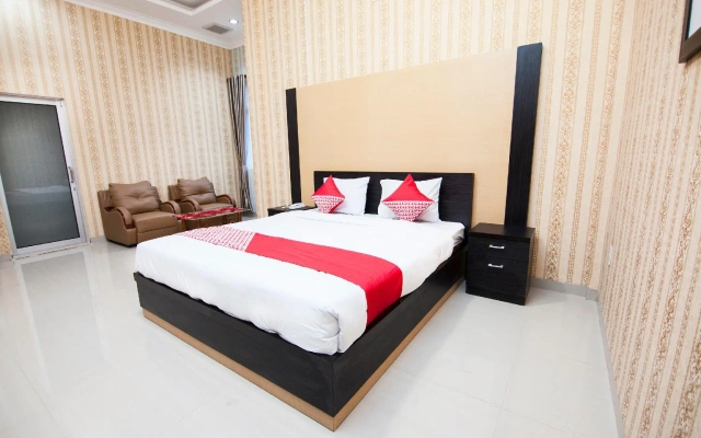 Capital O 540 Esther Hotel