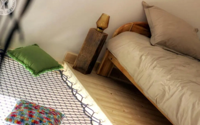 Gite Panissières, 3 pièces, 8 personnes - FR-1-496-215