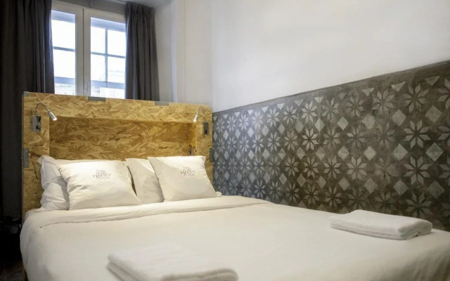 Goodmorning Solo Traveller Hostel