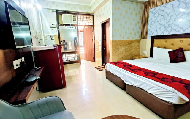 Hotel Krishna Regency - near ISCKON