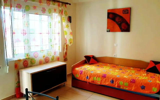 Homy Lovely House Only 1 Min From Sea