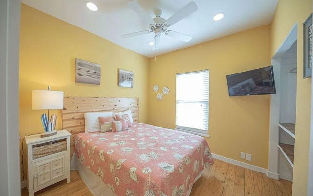 Neptunes Retreat 46 by RedAwning