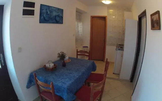 Apartments Školjka