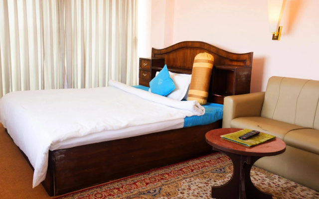 Palagya Hotel & Restaurant