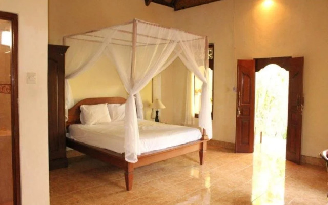 Batik Painting Villa Bali