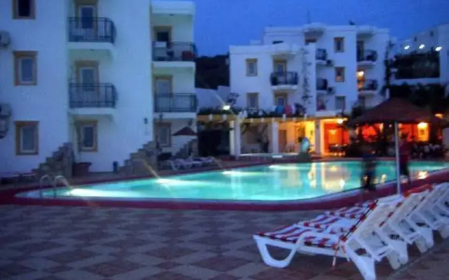 Club Bozok Apartments