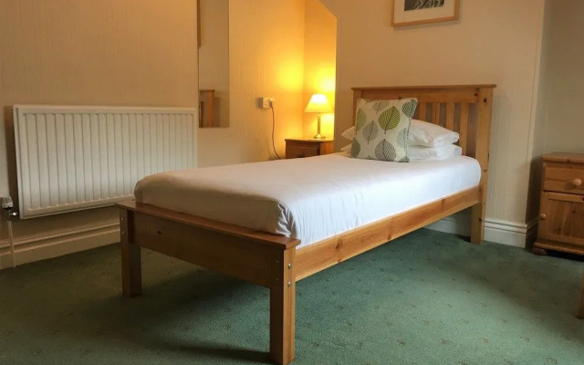 Ivydene Hotel