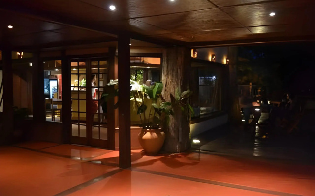 Passaros Suite Hotel