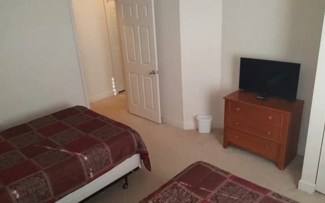 Lucaya Village 3 Bedroom