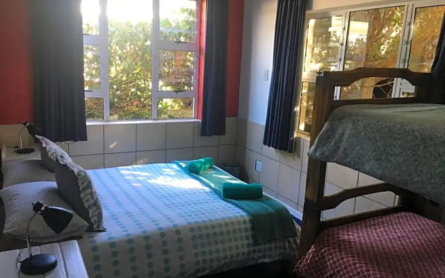 Hermanus Backpackers