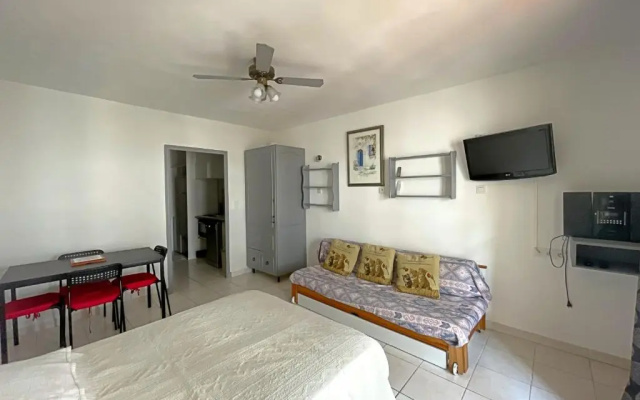 Studio Saintes-Maries-de-la-Mer, 1 pièce, 3 personnes - FR-1-475-50