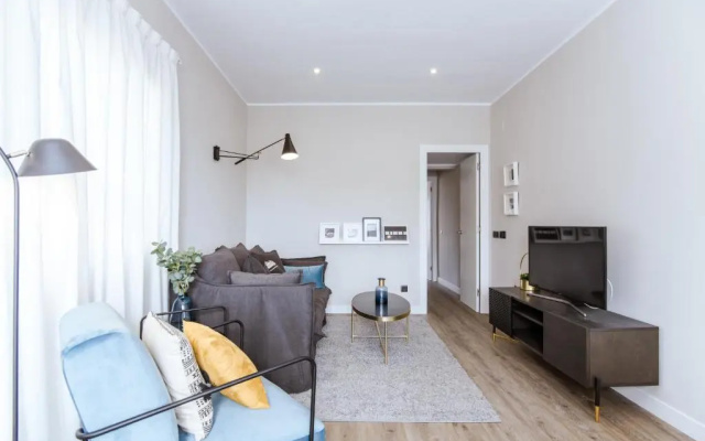 Central Penthouse with Terrace Placa Catalunya III