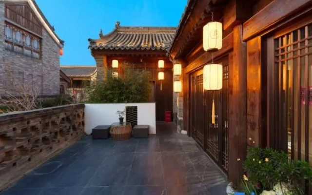 Luoyang Wanjin Hotel (Old Town Center Lijingmen Cross Street)