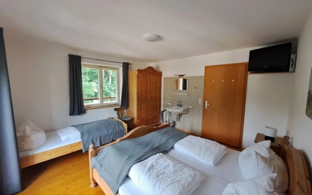 Chalet in Fugen Near Spieljochbahn