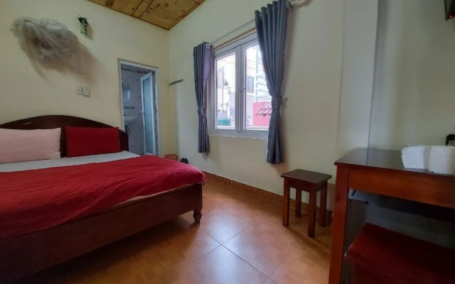 Bach Diep Hotel