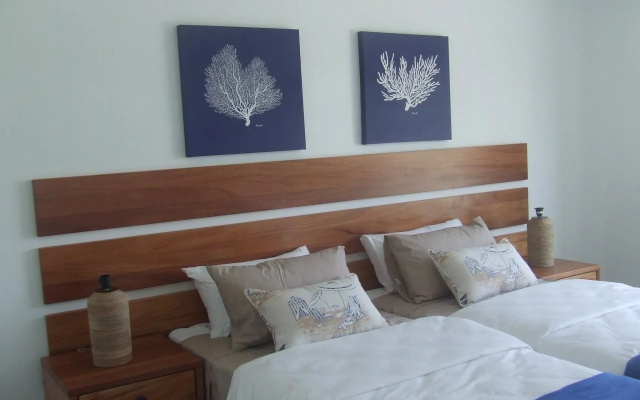 Jesser Point Boat Lodge