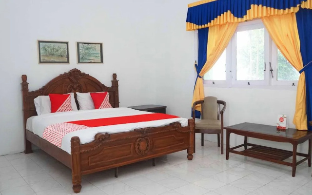 OYO 1148 Pelangi Hotel New Teluk Uber