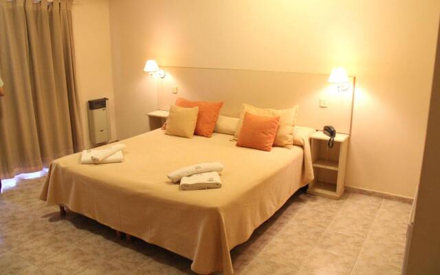 Patios del Mediterraneo Apart Hotel Сан-Рафаэль вид на фасад