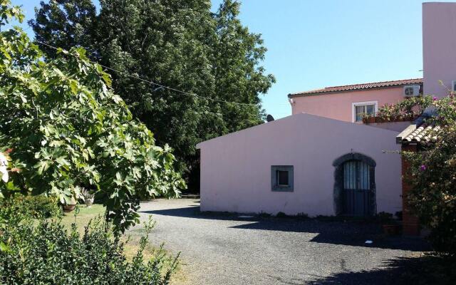 Отель Villa Hibiscus Джардини Наксос вид на фасад
