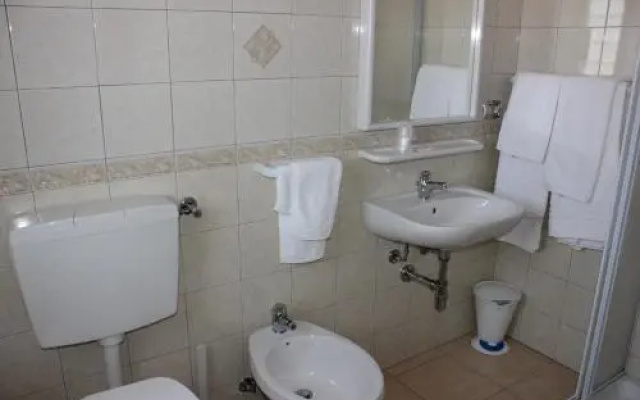 Hotel Cenzo
