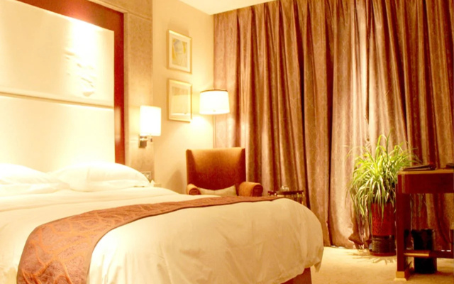 Urumqi Northwest Petroleum Hotel