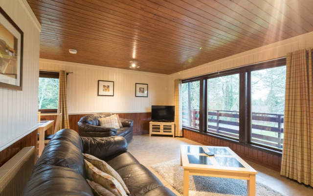 Primrose Lodge 3 With Hot Tub (h 2014) 57497