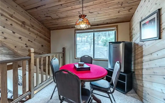 Casa Del Rey - Three Bedroom Cabin with Hot Tub