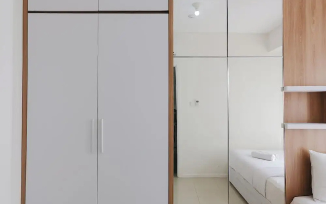 Homey 1Br Apartment With Extra Room At Parahyangan Residence