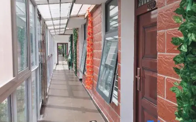 Zhoukou Guanliang Express Hotel