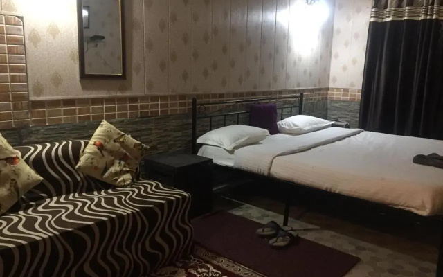 Jasmine Residency Hyas Homestay