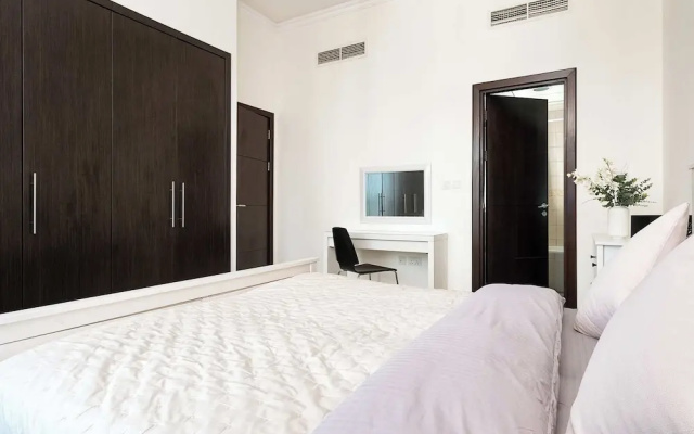 Stunning Marina View 1 bedroom