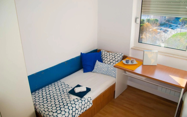 Split Summer Budget Rooms