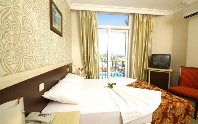 Acem Hotel