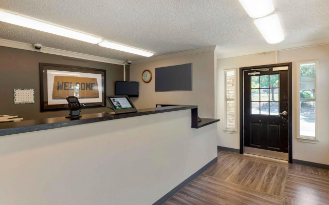 Extended Stay America Select Suites Denver Aurora South