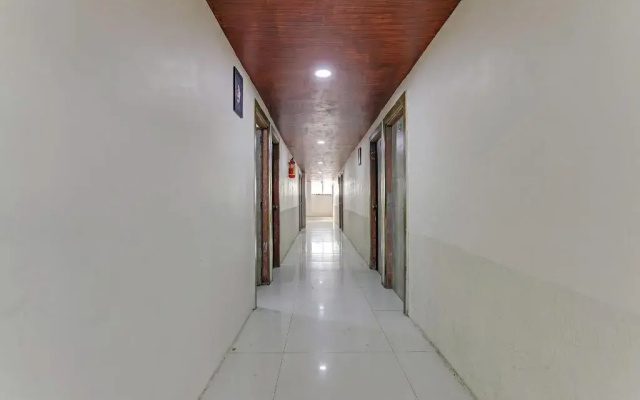 Hotel Shri Sai by OYO Rooms