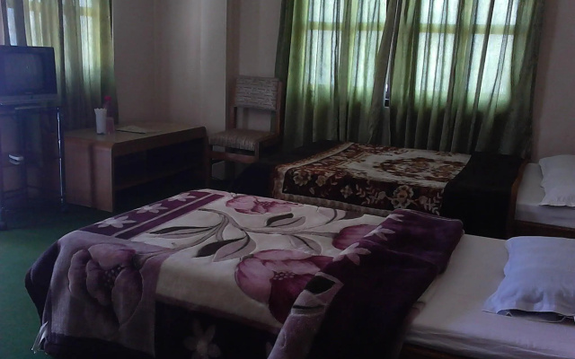Hotel Nagarkot peak and meditation centre