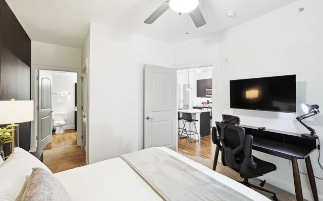 Lux 1B1B with Pool Near Legacy West