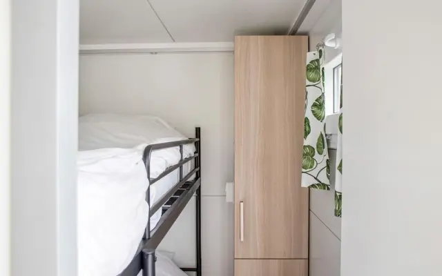 Nice Ship/boat in Biddinghuizen With 2 Bedrooms and Wifi