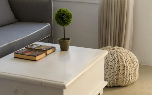 Cova Mykonos Suites
