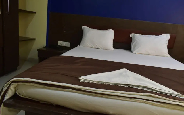 Dolphin Hotel