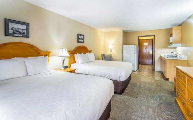 Clarion Hotel & Suites Fairbanks near Ft. Wainwright