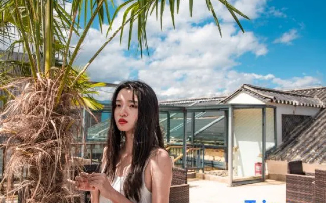 Luyinquan·Dali Yunshui Xiaozhu Seaview Resort Hotel