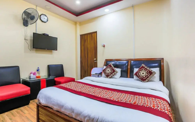 OYO 408 Hotel Taj